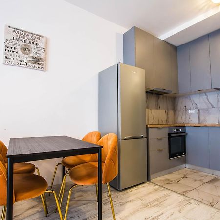 Luxury / Mihai Bravu Apartmens Bucharest Luaran gambar