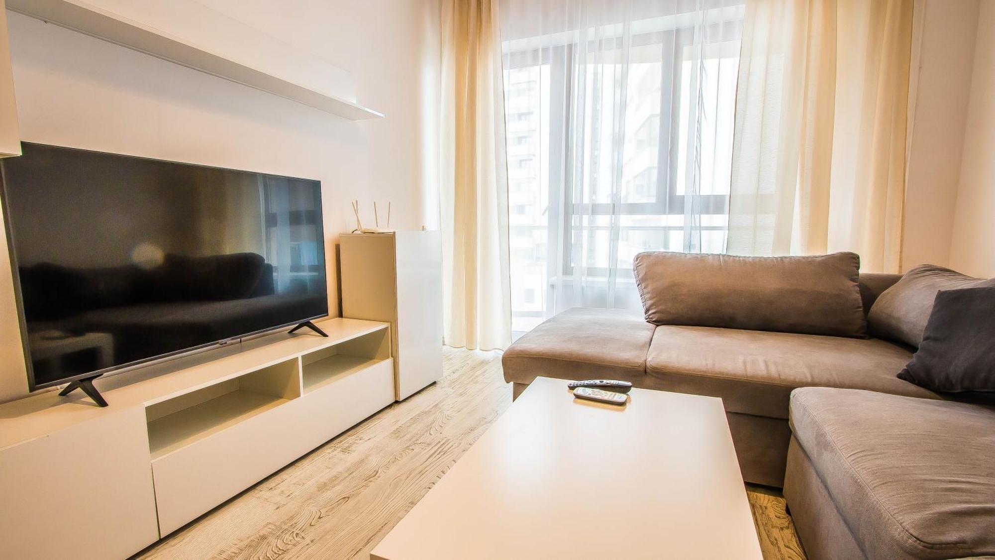 Luxury / Mihai Bravu Apartmens Bucharest Luaran gambar